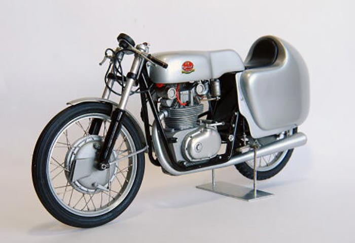 Modello-250cc-del-1957-2